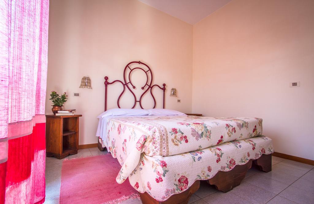 Villa Fedora Lizzano In Belvedere Zimmer foto